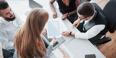 Was HR zur Wiedereingliederung wissen muss: Ablauf, Stufenplan, Arbeitszeit, Bezahlung, Rechte und Pflichten verständlich erklärt.
